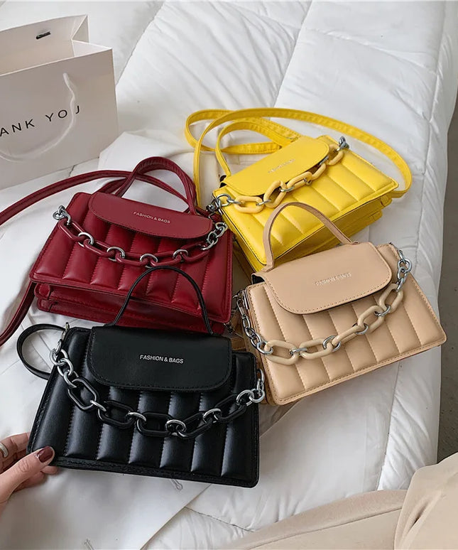 حقيبة يد وكتف بسلسلة معدنية