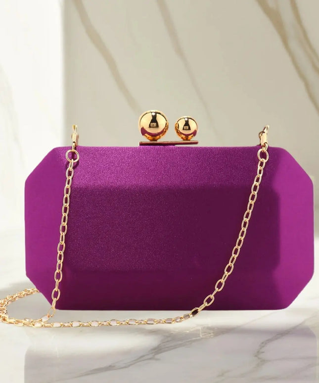 حقيبة كف ساتان لامع بغطاء قلاب