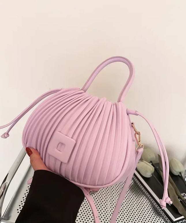 حقيبة كتف نسائية بتصميم عملي