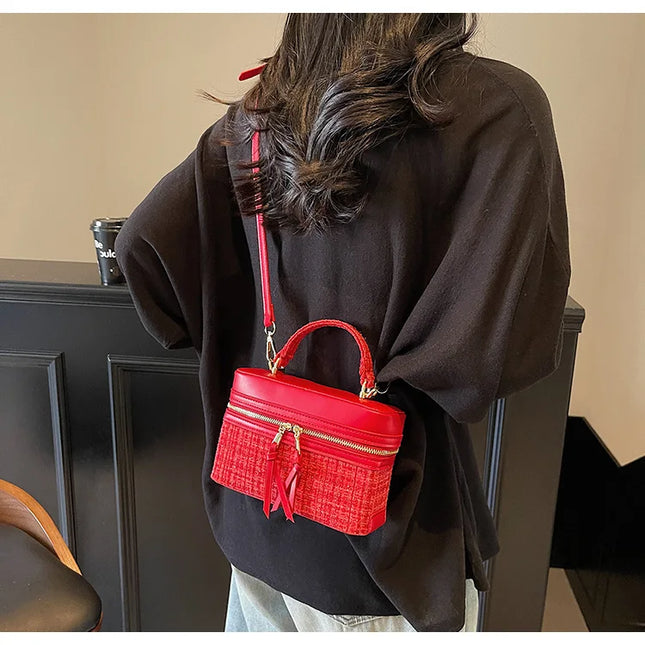 حقيبة صندوقية فاخرة صغيرة