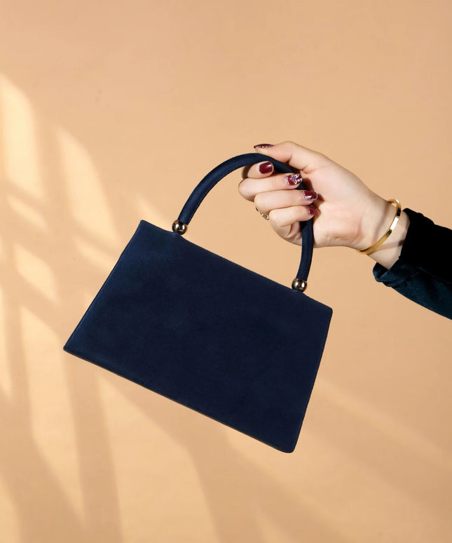 حقيبة كف لامعة للحفلات بتصميم أنيق