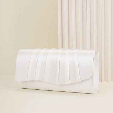 حقيبة كف مطوية بتصميم ظرف