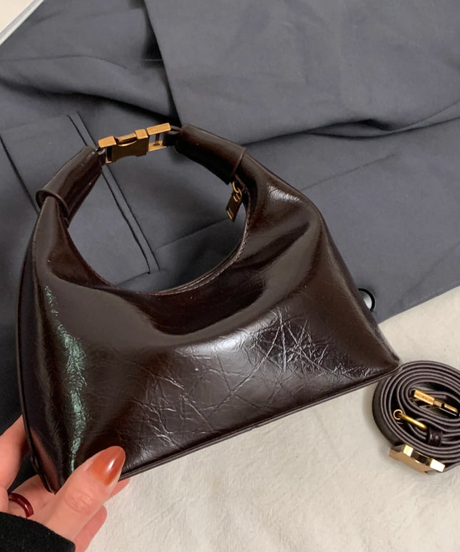 حقيبة يد وكتف بتصميم هلالي