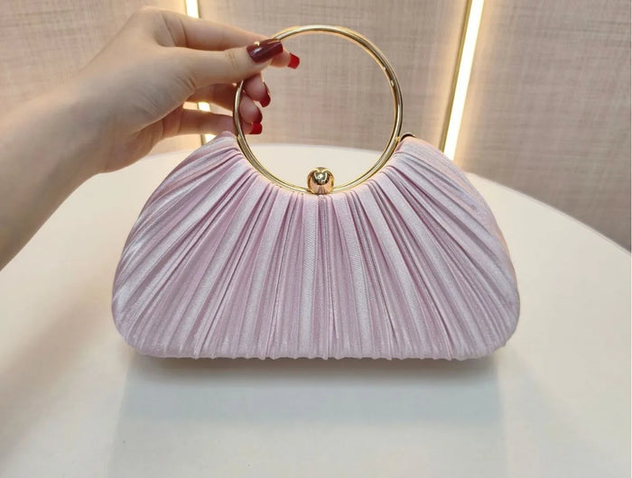 <h1><strong>حقائب المناسبات</strong></h1>