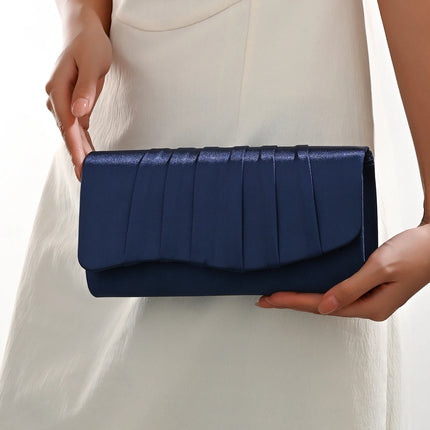 حقيبة كف مطوية بتصميم ظرف