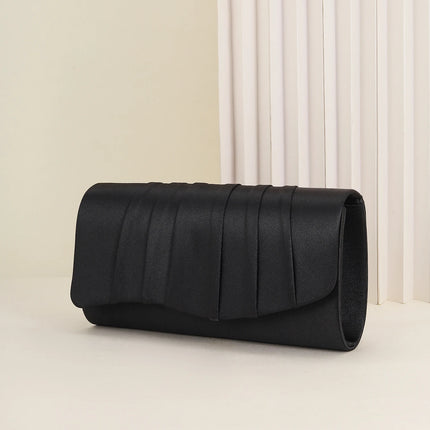 حقيبة كف مطوية بتصميم ظرف