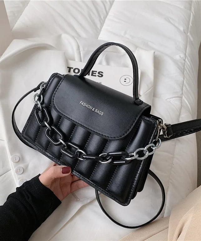 حقيبة يد وكتف بسلسلة معدنية